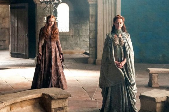 Game-Thrones-S4-Mockingbird-Lysa-Sansa-Moon-Door